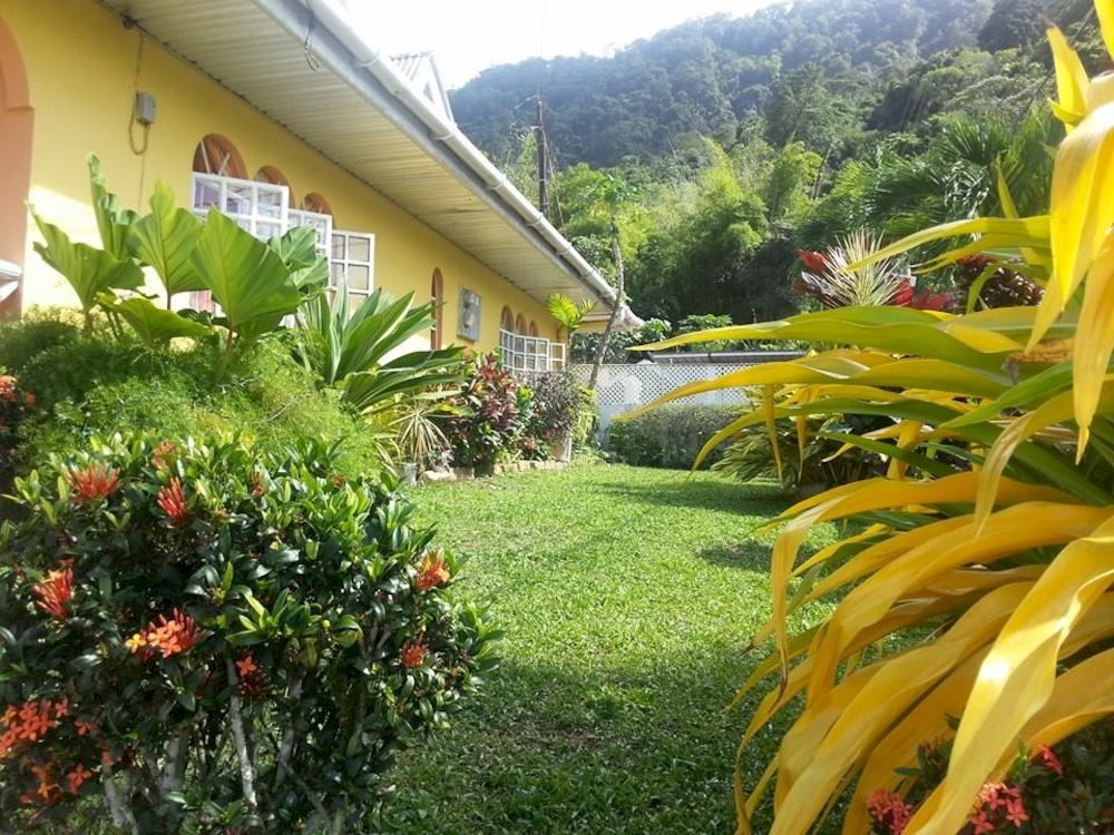 Bed and Breakfast La Mamre La Finette Exterior foto
