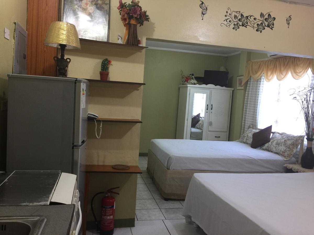 Bed and Breakfast La Mamre La Finette Exterior foto